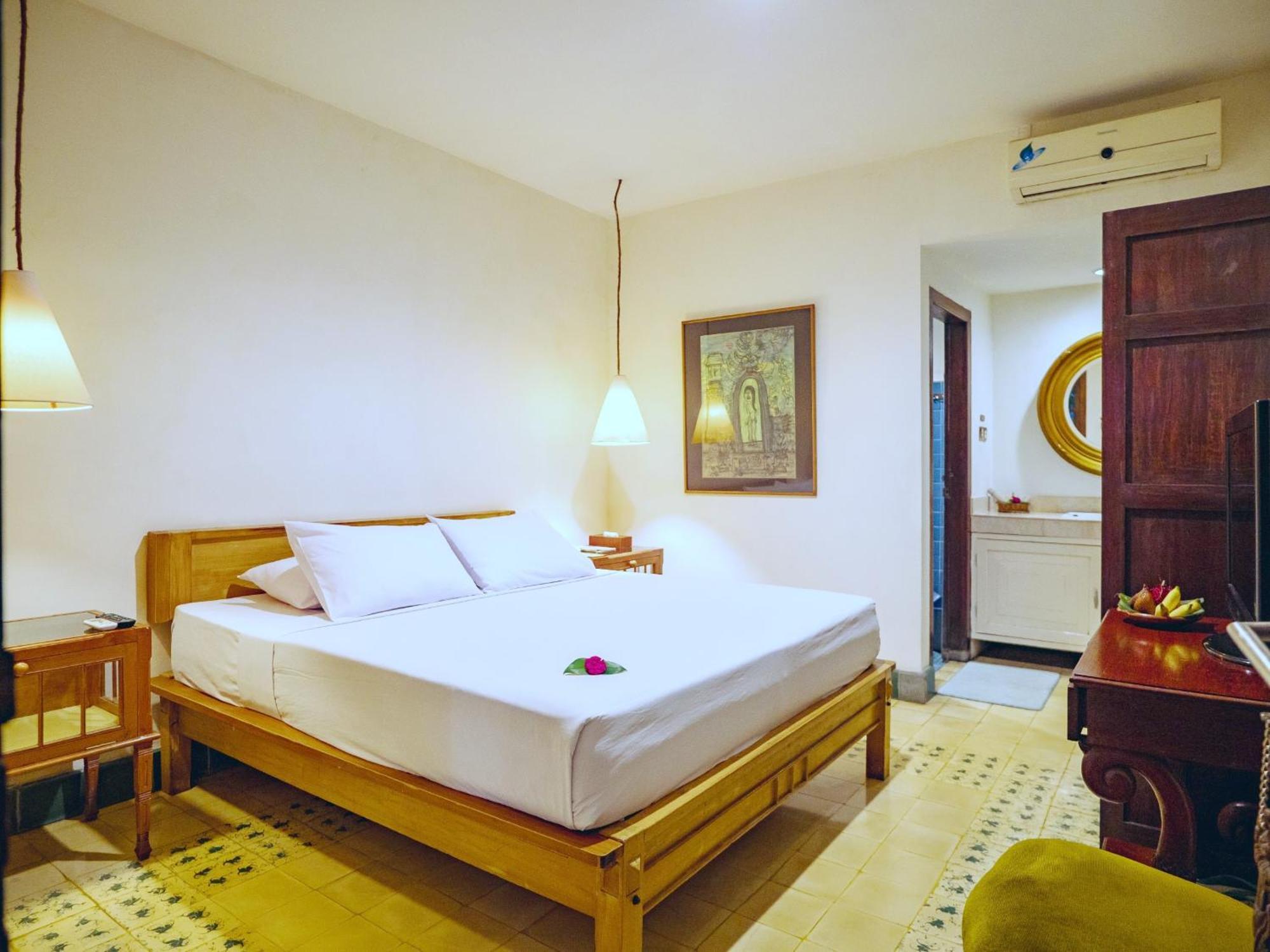 Hotel Tugu Blitar Zewnętrze zdjęcie